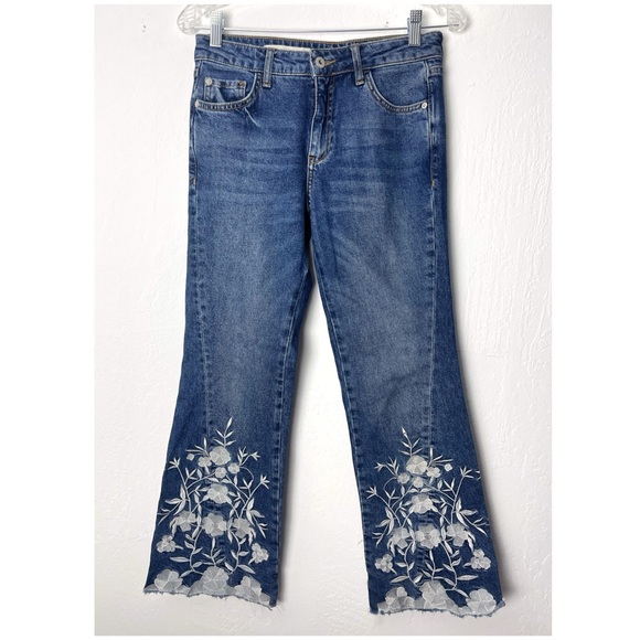 ANTHROPOLOGIE Pilcro Hi Rise Flared Crop Floral Embroidered Blue Jeans Boho 26 - Picture 3 of 9